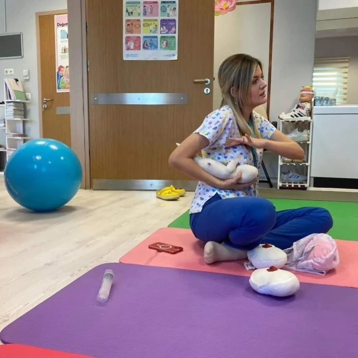 Babaeski&rsquo;de anne adaylarına sağlıklı doğum eğitimi verildi
