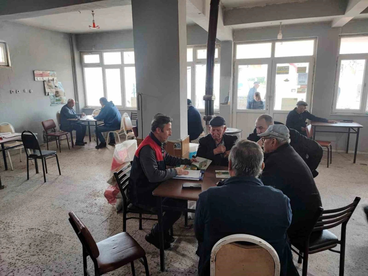 Babaeski’de çiftçiler eğitim toplantısında bilgilendirildi
