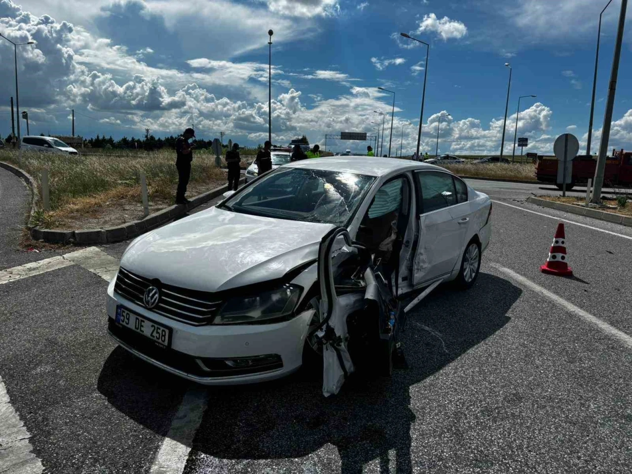 Babaeski’de trafik kazası: 3 yaralı
