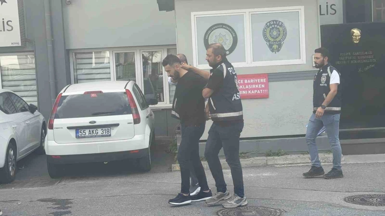 Babaya tokat atan şahıs ve kardeşi adliyeye sevk edildi
