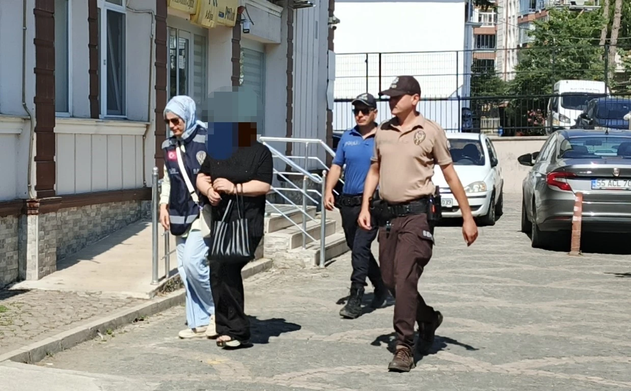 Bafra&rsquo;da 4. kattan d&uuml;şen kadının &ouml;l&uuml;m&uuml;yle ilgili soruşturmada 2 tutuklama
