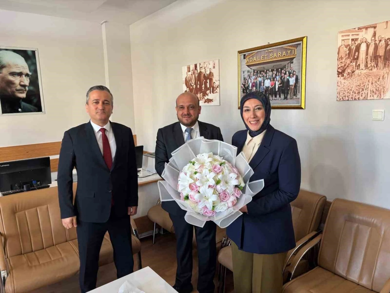 Bafra&rsquo;da Avukatlar G&uuml;n&uuml; kutlandı

