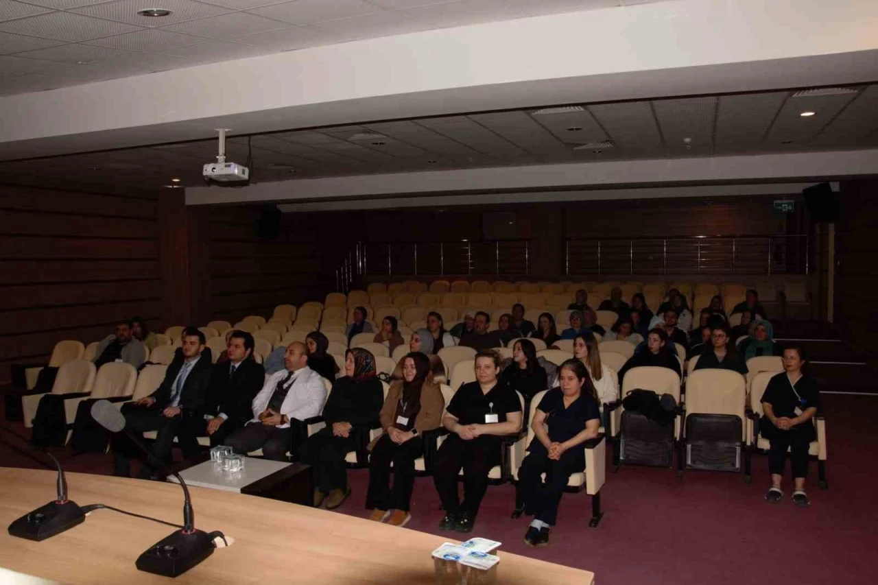 Bafra&rsquo;da "Yoğun Bakım Hemşire Sertifikasyon Eğitimi"
