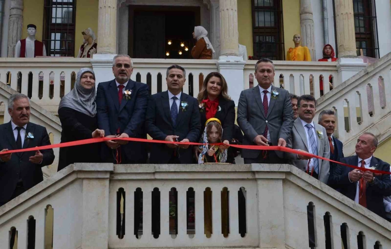 Bafra’da yıl sonu sergisi
