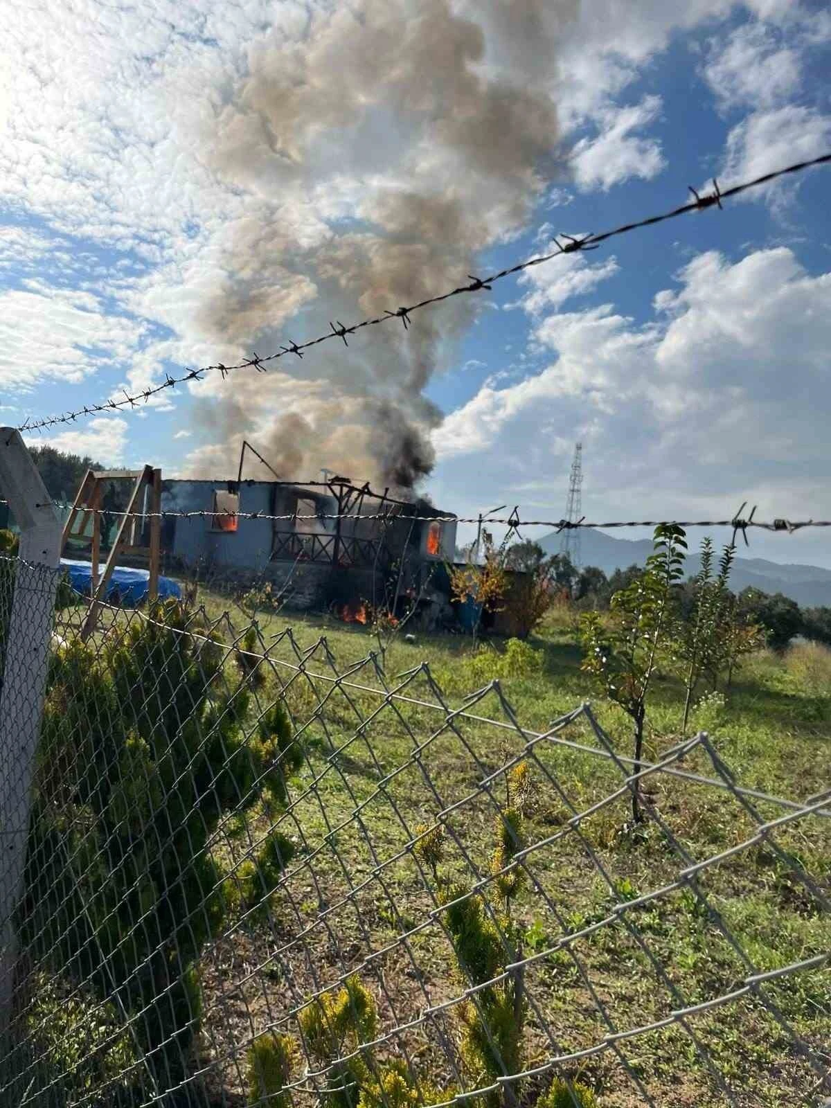 Bağ evinde korkutan yangın
