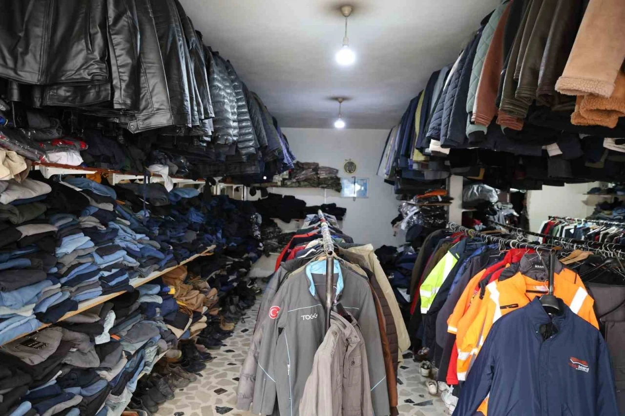Bah&ccedil;e sezonun başlamasıyla, ikinci el kıyafete talep arttı
