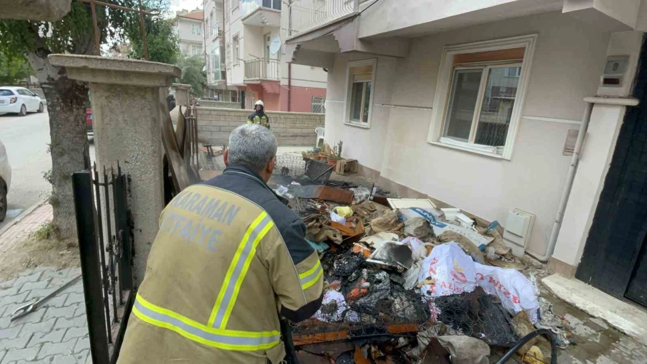Bahçedeki atık eşyaların yanması paniğe yol açtı