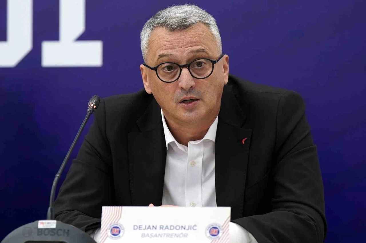 Bahçeşehir Koleji, başantrenör Dejan Radonjic ile yollarını ayırdı
