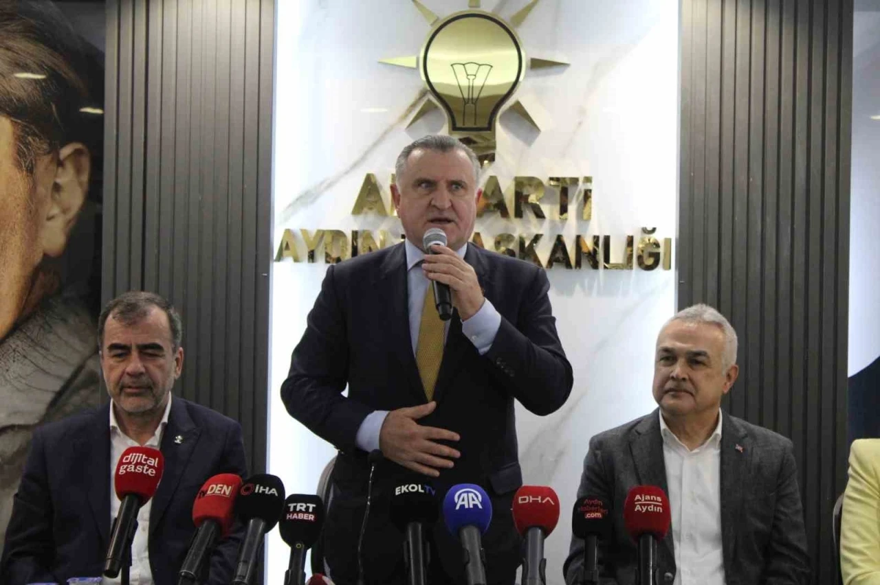 Bakan Bak: &quot;Aydın, yapılan tesislerle beraber spor kenti olma yolunda hızla ilerliyor&quot;
