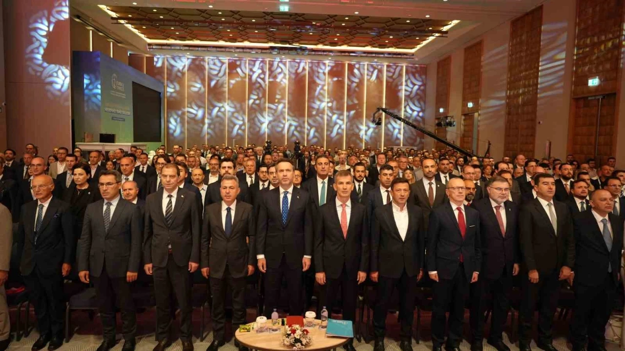 Bakan Bayraktar: &quot;Geçtiğimiz temmuz ayı, tüketim rekorları ayı oldu&quot;
