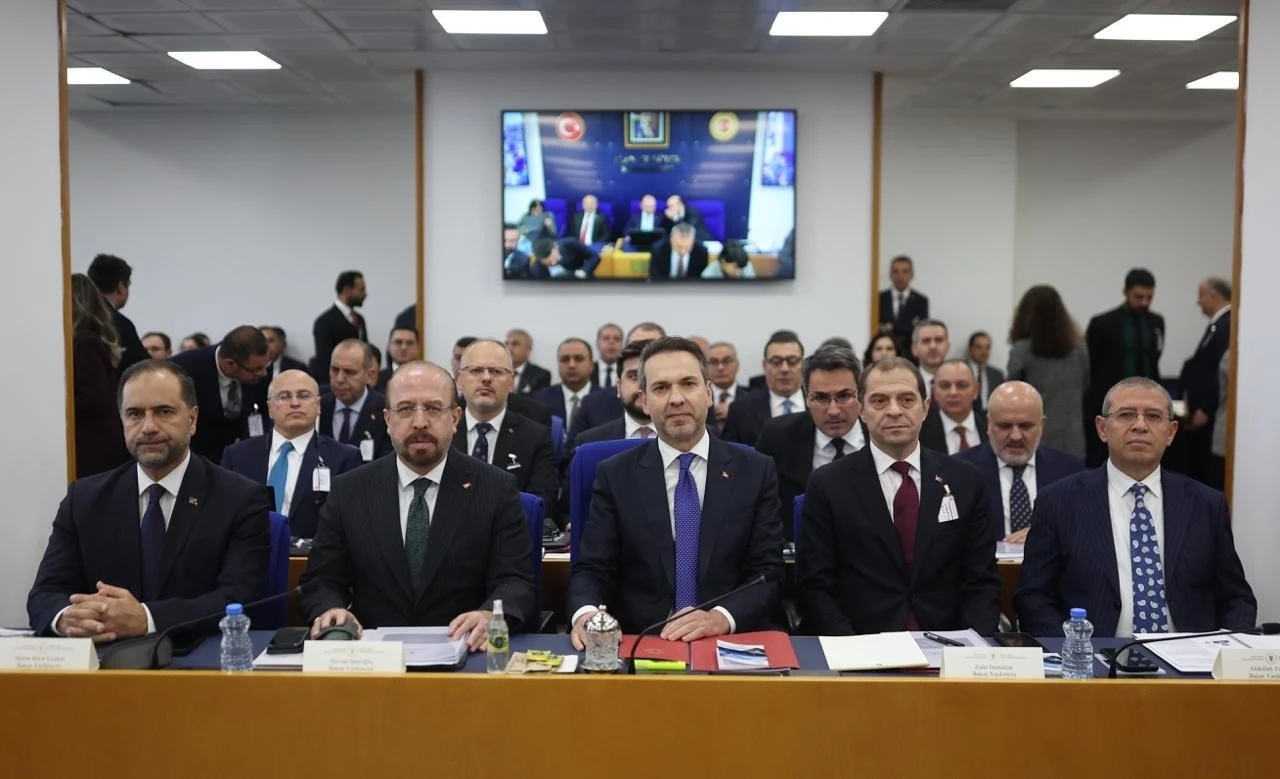 Bakan Bayraktar: &quot;Yaklaşık 97 bin maden ruhsatın iptalini sağladık&quot;
