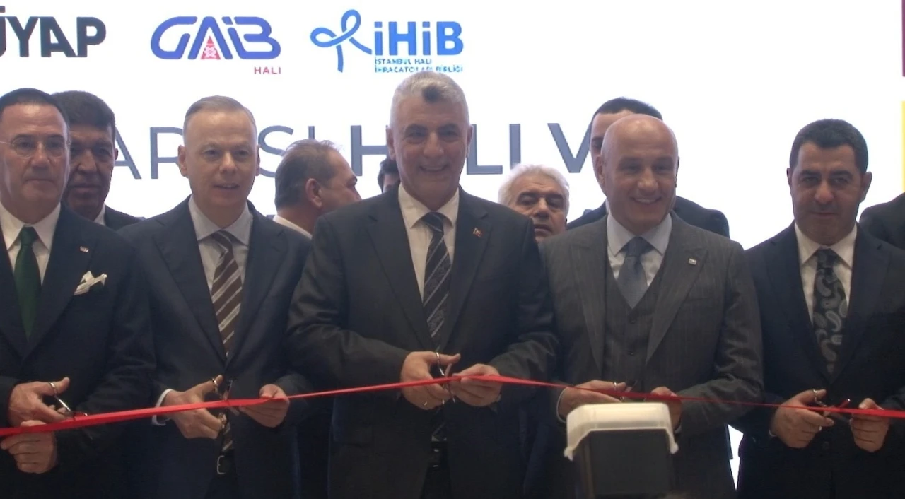 Bakan Bolat: "T&uuml;rkiye artık 400 milyar dolar ihracatı olan &uuml;lkeler ligine y&uuml;kseldi"
