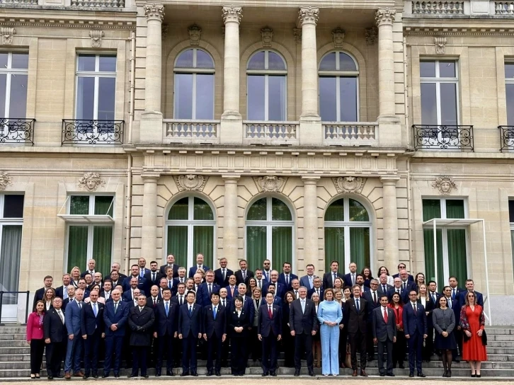 Bakan Bolat ve Bakan Şimşek, Paris’te 2024 OECD Bakanlar Toplantısı’na katıldı
