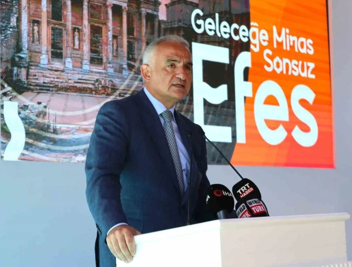 Bakan Ersoy: &ldquo;133 arkeolojik kazı alanında &ccedil;arpıcı gelişmeler elde ettik&rdquo;
