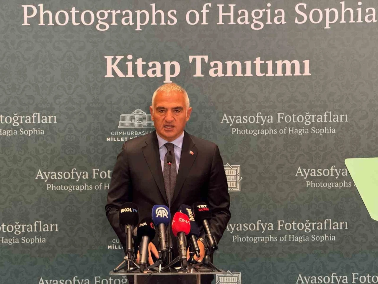 Bakan Ersoy: &quot;Herkes bilsin ki Fatih’in emaneti emin ellerdedir&quot;*
