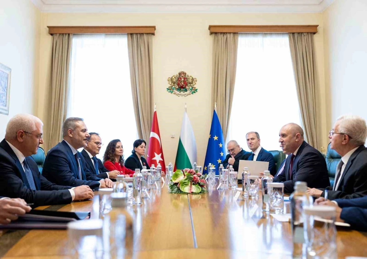 Bakan Fidan, Bulgaristan Başbakanı Radev tarafından kabul edildi
