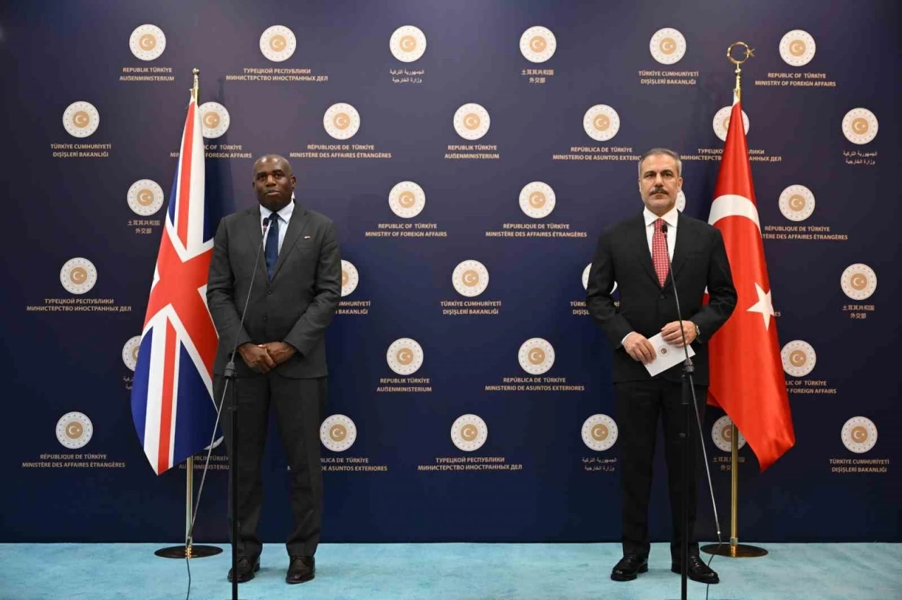 Bakan Fidan: &quot;İran-İsrail arasında kalıcı bir barışa dönülmesi şu andaki stratejik hedeflerimizden biri&quot;
