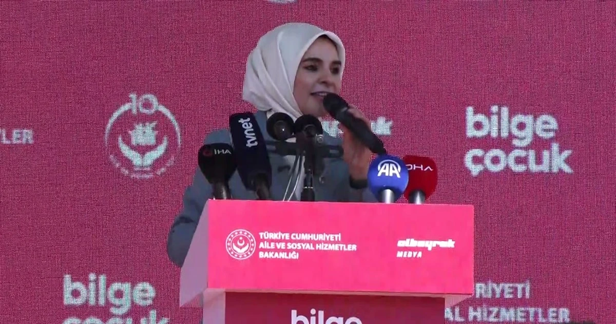 Bakan G&ouml;ktaş: &Ccedil;ocuğu g&ouml;zeten ve nesiller arasındaki bağı merkeze alan adımlarımızı s&uuml;rd&uuml;receğiz
