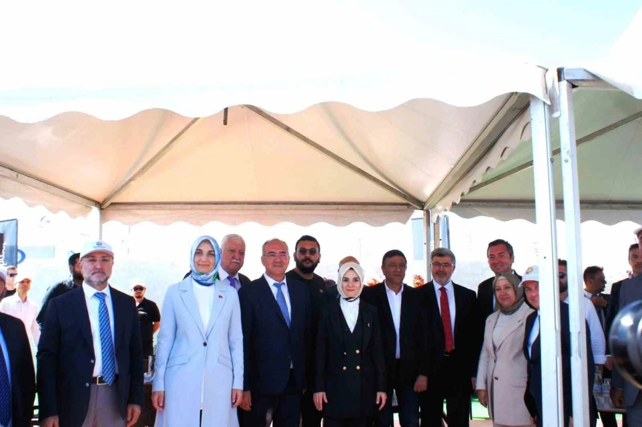 Bakan Göktaş: &quot;Afyon mermeri sadece yurt içinde değil uluslararası alanda da tanınacak&quot;
