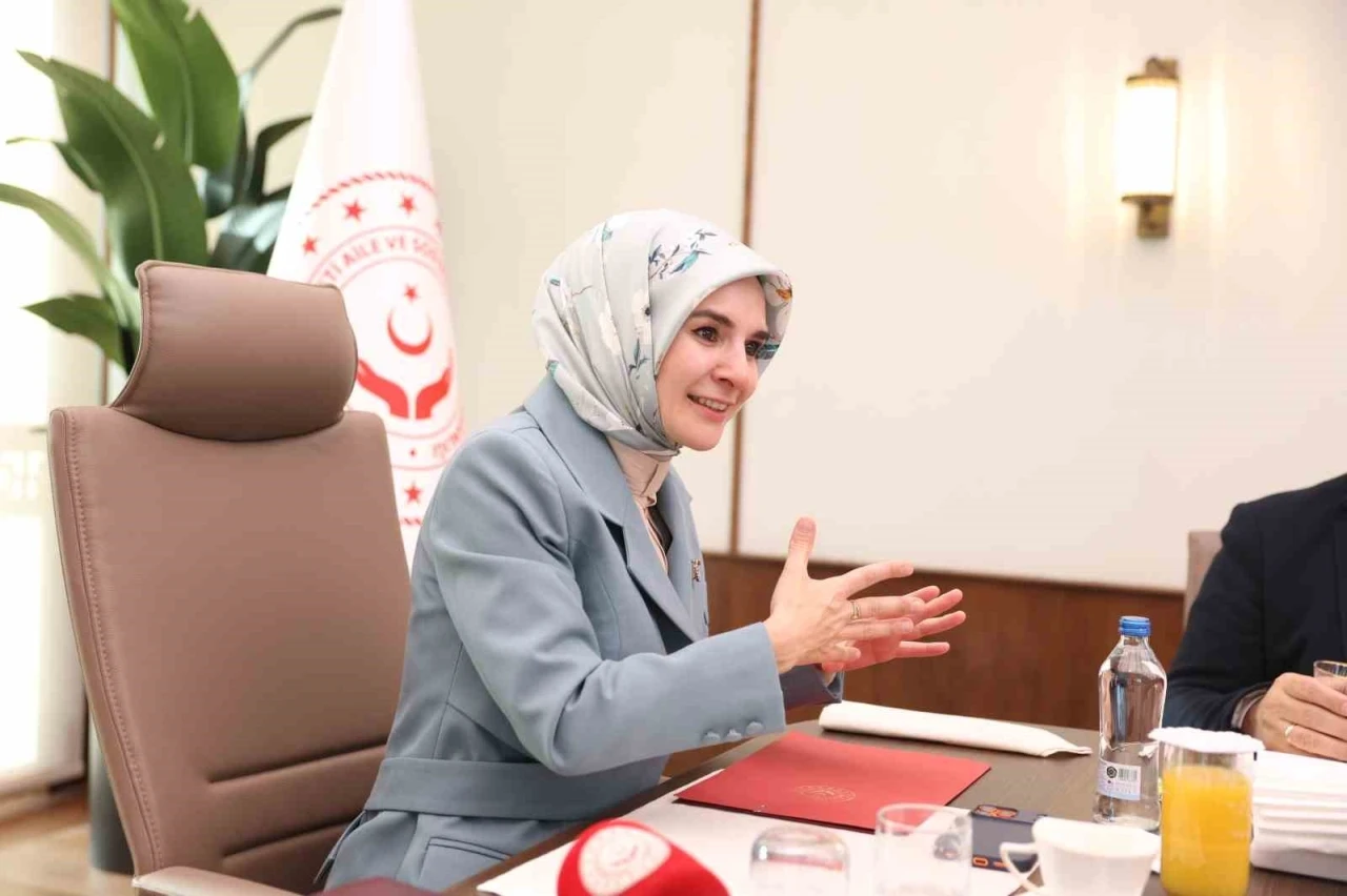 Bakan G&ouml;ktaş: "Aile ve Gen&ccedil;lik Fonu&rsquo;ndan 4 bin 715 gen&ccedil; yararlandı"
