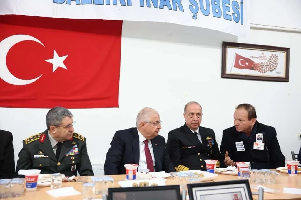 Bakan Güler’den şehit ailelerine ziyaret
