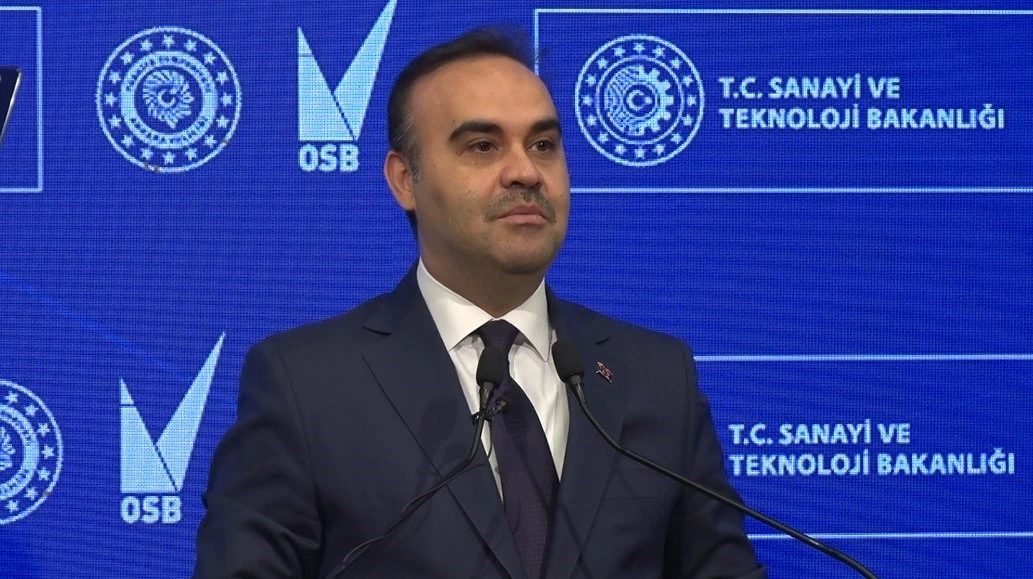 Bakan Kacır: &quot;Medikal sektöründe 945 milyar lira yatırımı harekete geçirdik&quot;

