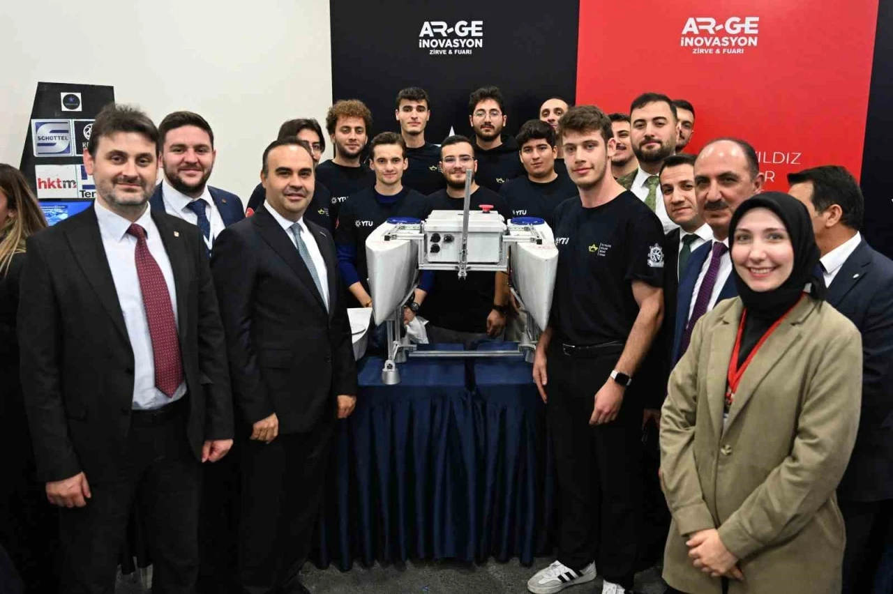 Bakan Kacır: &quot;Türkiye’nin Ar-Ge harcamalarını 1,2 milyar dolardan 19,9 milyar dolara yükselttik&quot;
