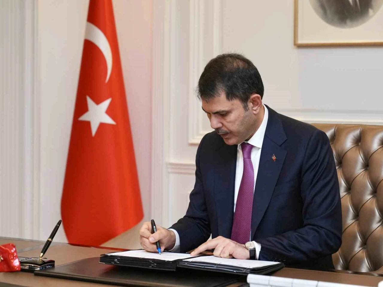 Bakan Kurum: "12 bin 800 yavru flamingo Tuz G&ouml;l&uuml;&rsquo;nde yaşam buldu"
