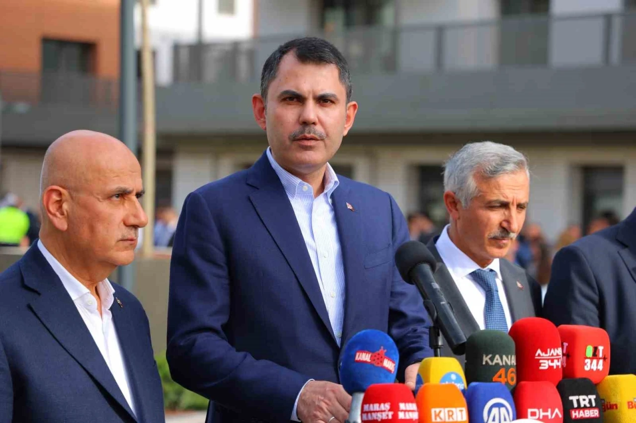 Bakan Kurum: &quot;Bu yılın sonunda da tüm depremzedeler evlerine kavuşacak&quot;
