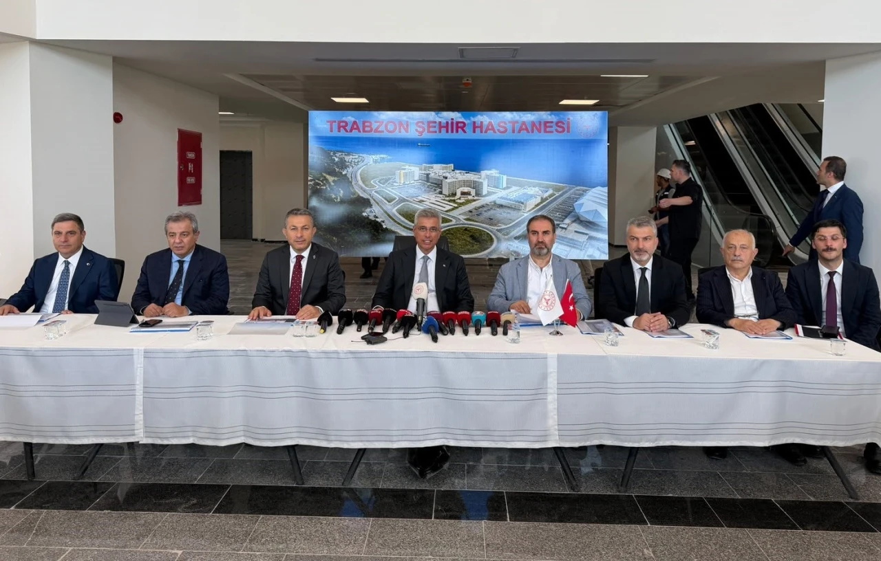 Bakan Memişoğlu&rsquo;ndan Karadeniz insanına kilo uyarısı

