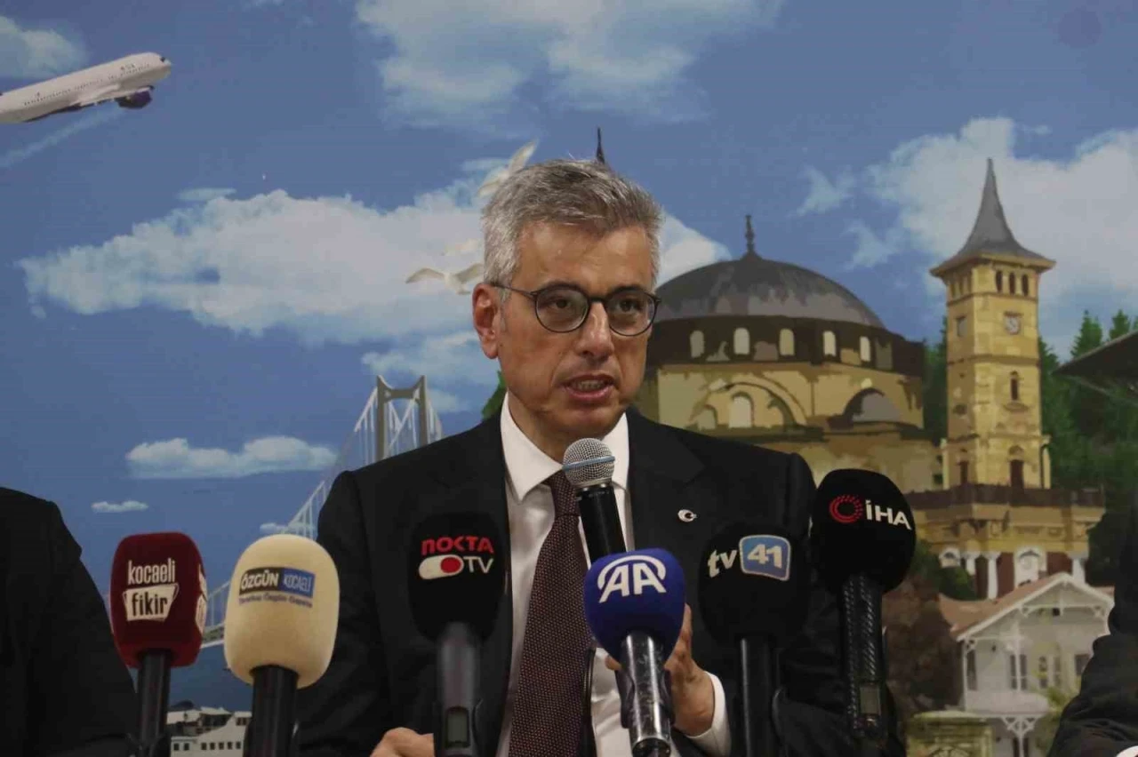 Bakan Memişoğlu: &quot;Sağlık hizmetini çok güzel sunuyoruz ama sağlıklı bir toplum muyuz diye sorgulamamız gerekir&quot;
