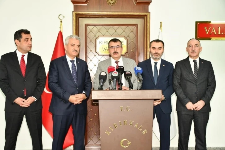 Bakan Tekin&rsquo;den İsrail-Filistin savaşı a&ccedil;ıklaması: "&Uuml;zerimize d&uuml;şeni yapıyoruz"
