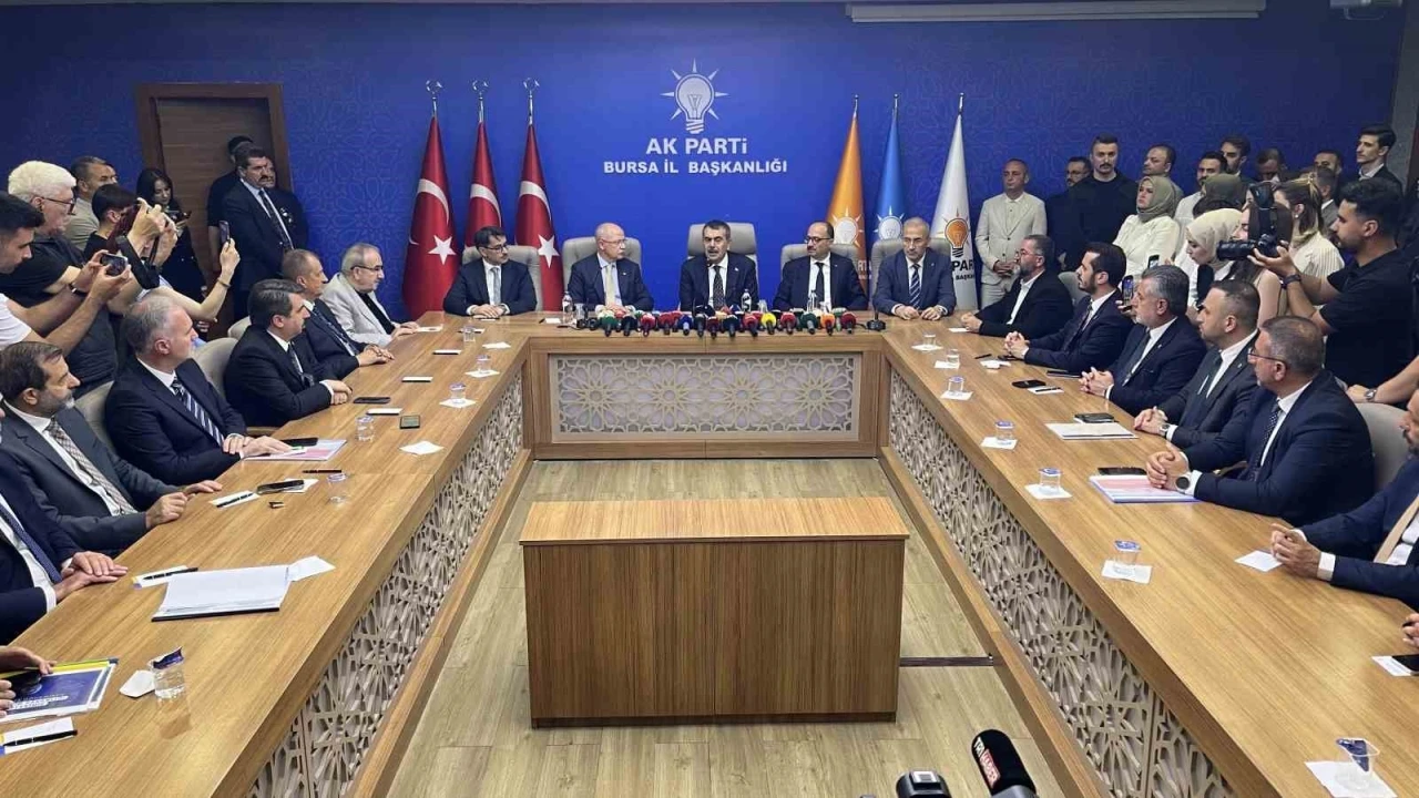 Bakan Tekin: "2002 yılından bug&uuml;ne, Bursa&rsquo;da &ouml;ğretmen ve derslik sayısı 2,5 kat arttı"
