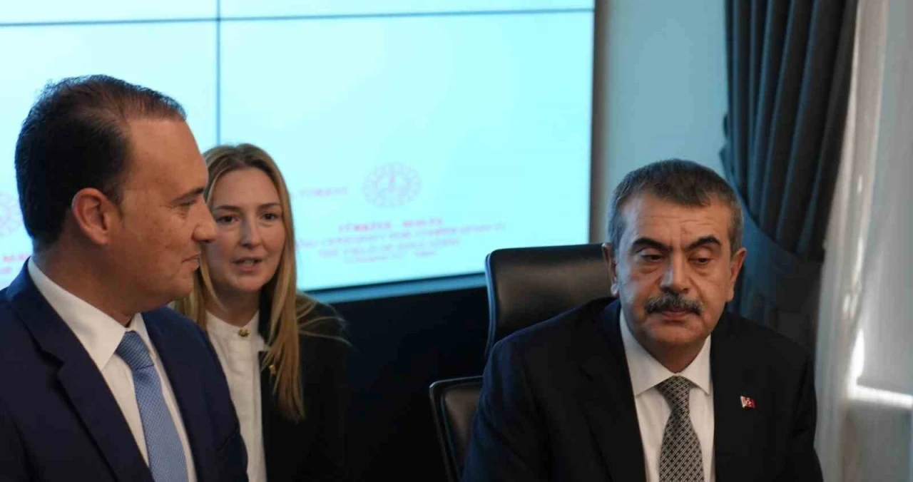 Bakan Tekin: &quot;Dünyada modern devletlerin varoluş gerekçesi; barışı, insan haklarını, demokrasi ve adaleti tesis etmek&quot;
