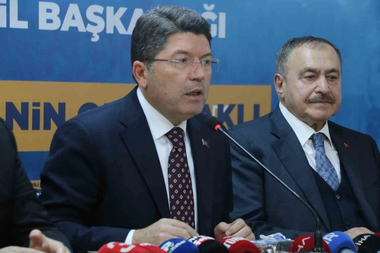 Bakan Tunç: "41 yıldan bu yana mücadele ettiğimiz terör belasından kurtulmanın inşallah eşiğindeyiz"
