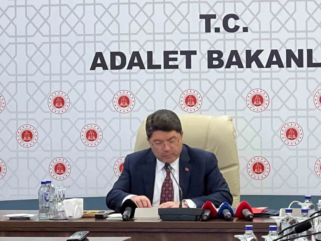 Bakan Tunç: "Yargı reformu strateji belgemiz yakında açıklanacak"