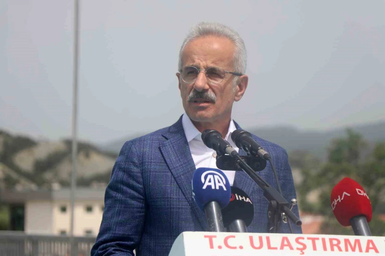 Bakan Uraloğlu açıkladı: Orta Anadolu Otoyolu, trafiği rahatlatacak
