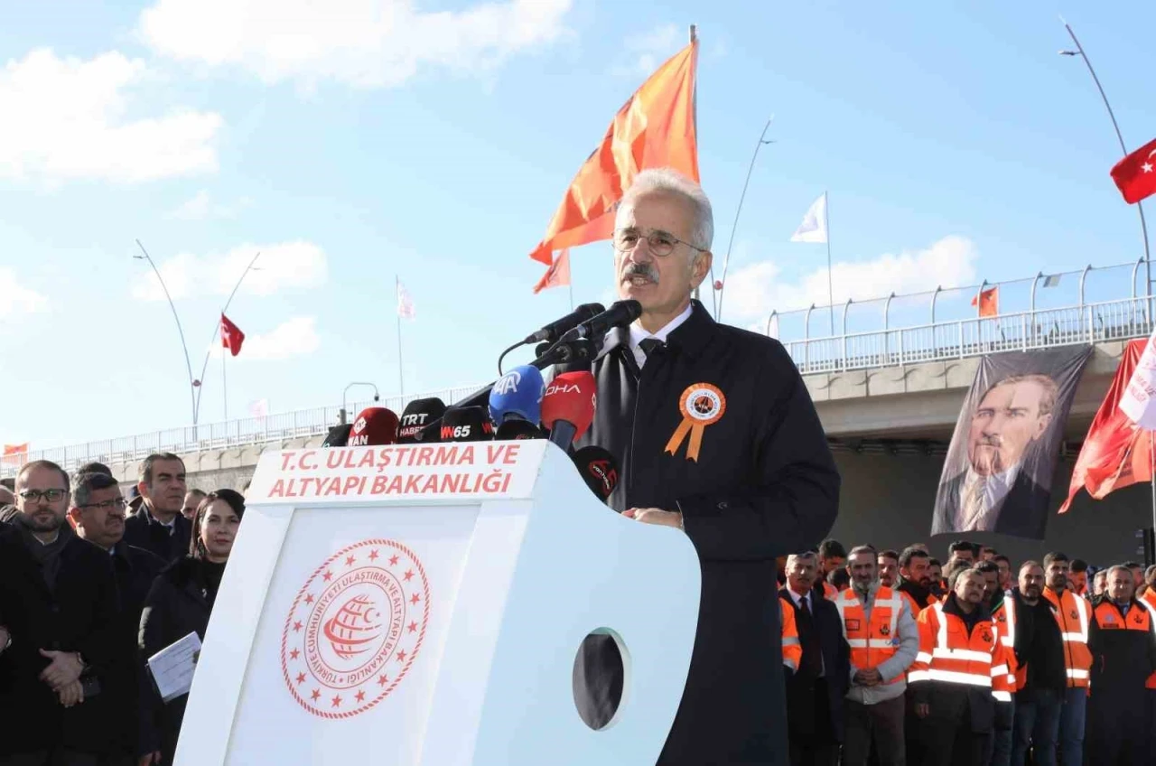 Bakan Uraloğlu: &quot;2 milyar 700 milyon lira tasarruf sağlayacağız&quot;
