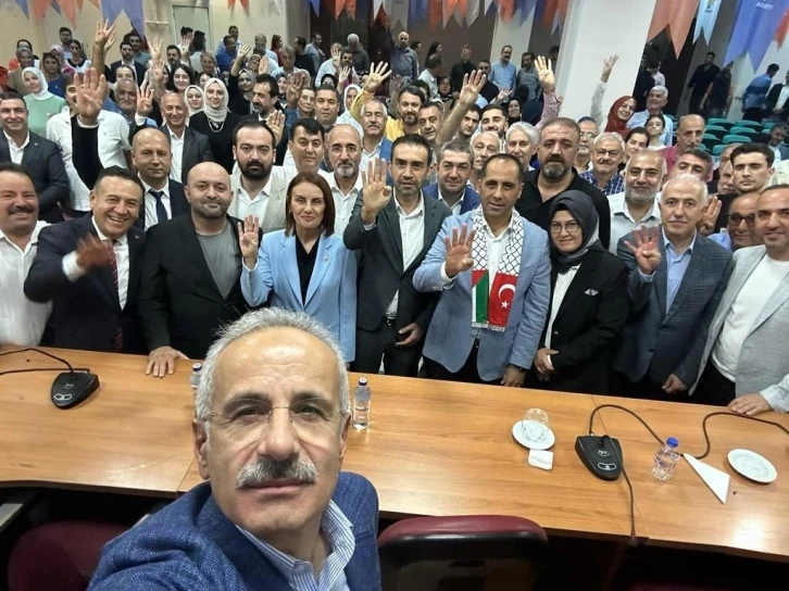 Bakan Uraloğlu: "Filistin&rsquo;de, Gazze&rsquo;de M&uuml;sl&uuml;man kardeşlerimiz katlediliyor"
