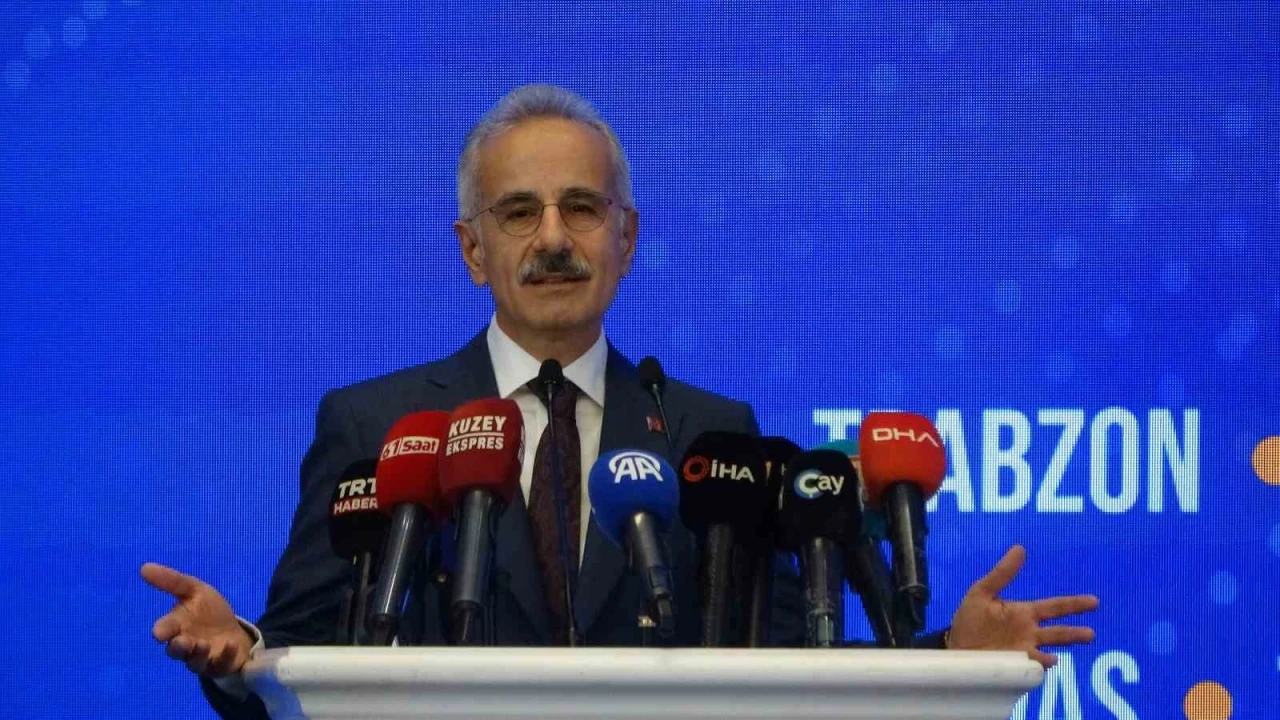 Bakan Uraloğlu: &quot;İlk göreve geldiklerinde 4.7 milyon kullanıcının bilgileri yurt dışına çıkarılmıştır&quot;
