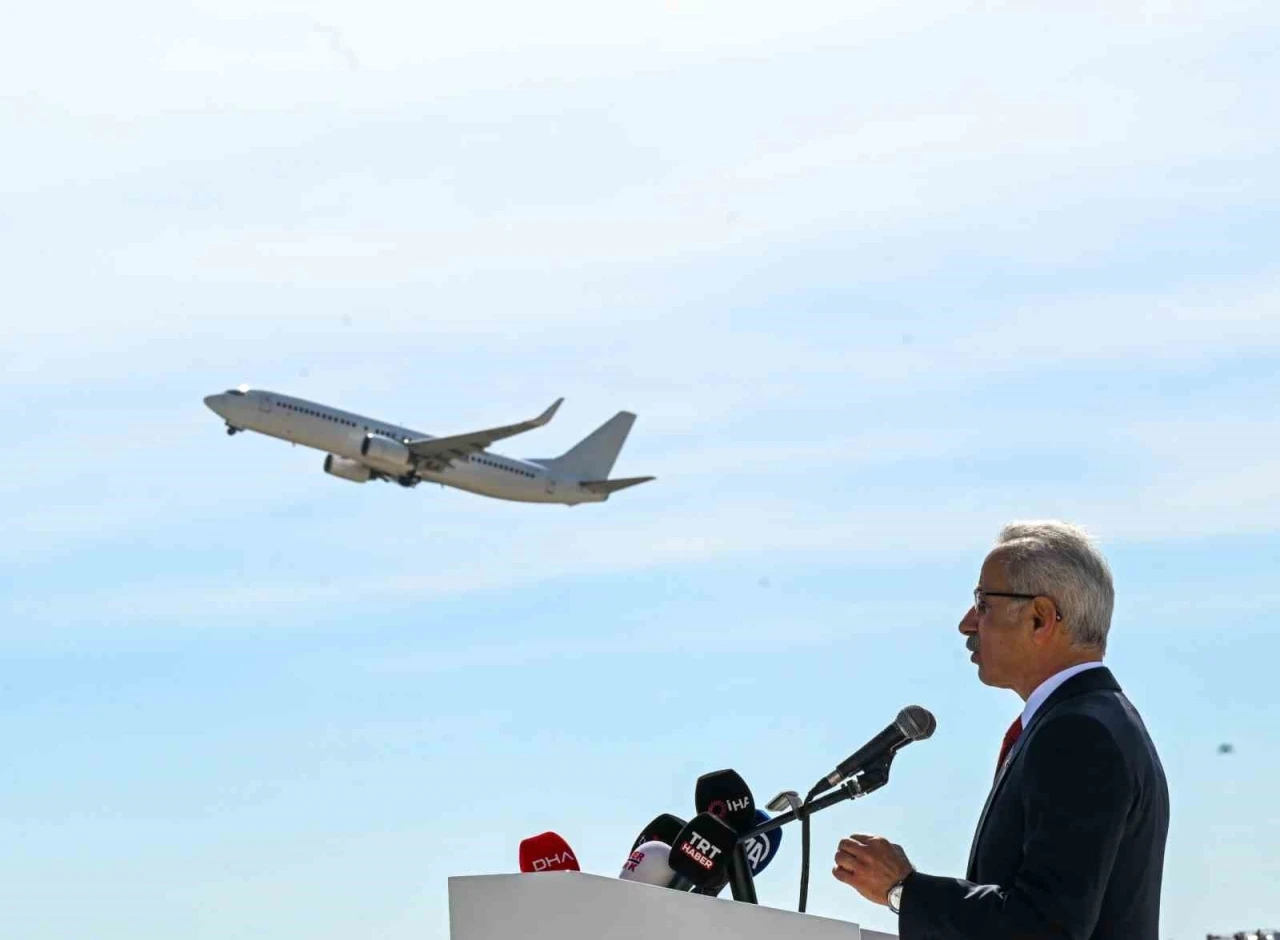 Bakan Uraloğlu: &quot;Ordu-Giresun Havalimanı, bölgenin ekonomik, turistik ve sosyal gelişimini destekleyen bir cazibe merkezidir&quot;
