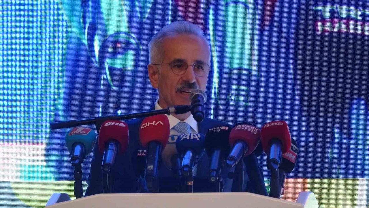 Bakan Uraloğlu: &quot;Şehirlerimizin ulaşım planlarının hazırlanmasına çok önem veriyoruz&quot;
