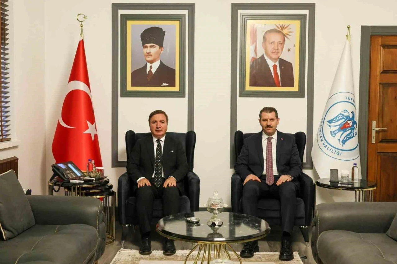 Bakan Yardımcısı Ayhan&rsquo;dan Erzincan Valiliği&rsquo;ne ziyaret
