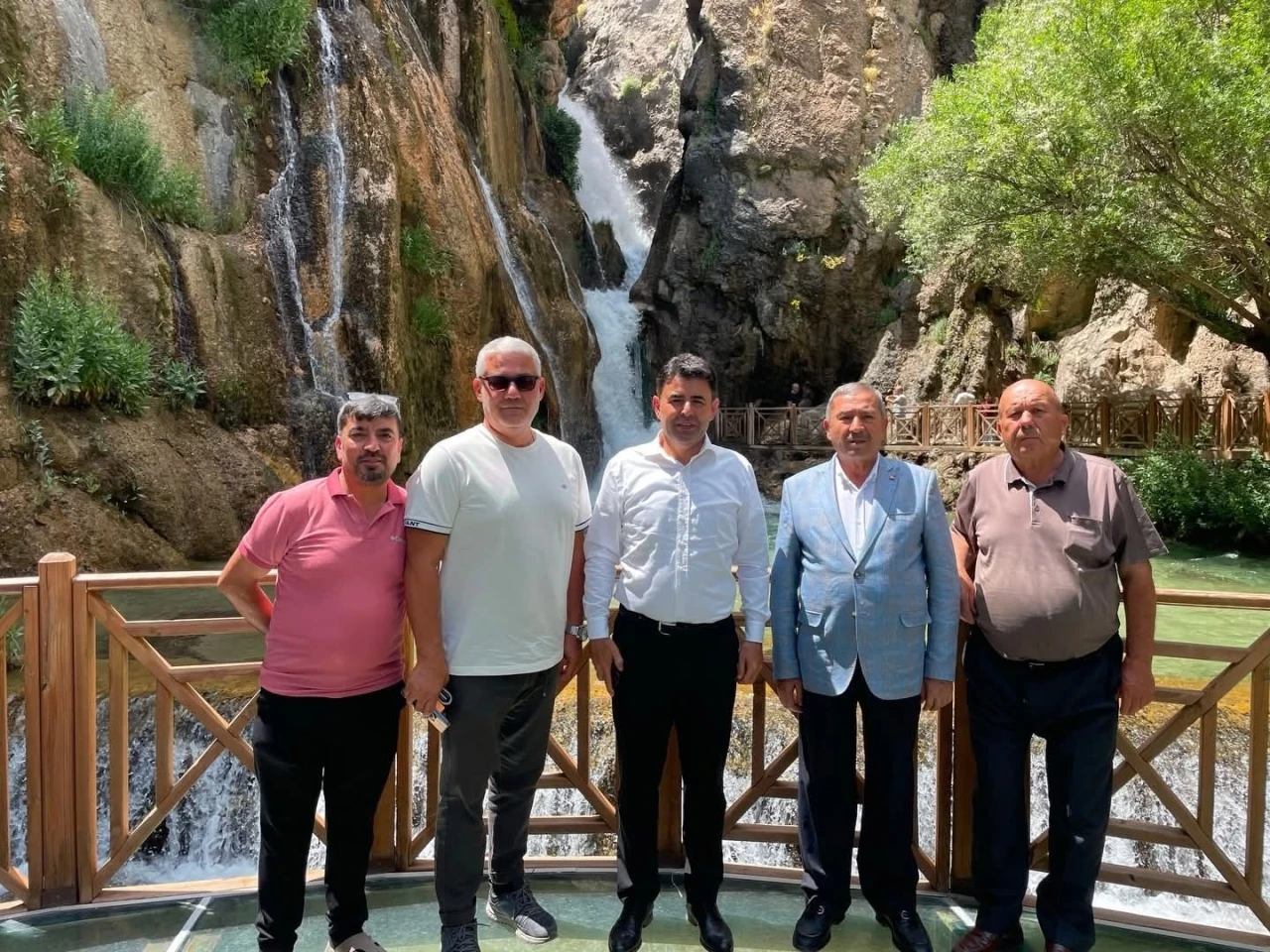 Bakan Yardımcısı Boyraz, Darende&rsquo;de incelemelerde bulundu

