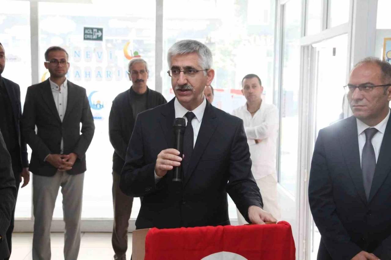 Bakan Yardımcısı Yılmaz: &quot;Ahlat Cumhurbaşkanlığı Külliyesi bilim yuvası oldu&quot;
