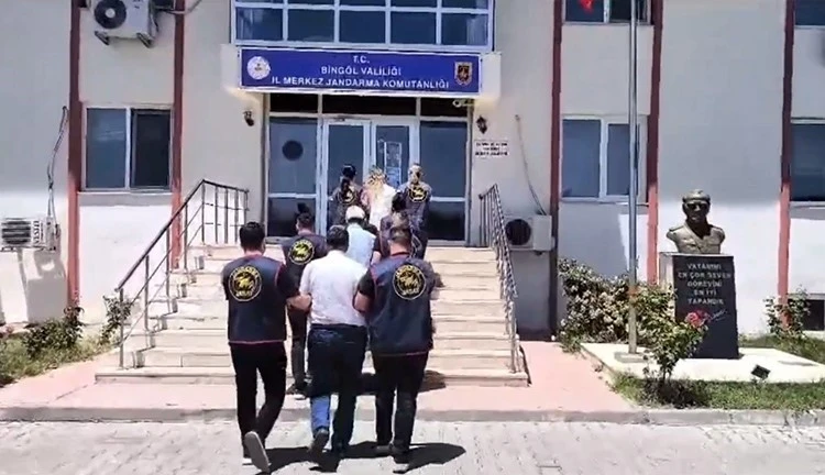 Bakan Yerlikaya: &quot;20 yıl sonra JASAT, isimsiz bebeğin faillerini yakaladı&quot;
