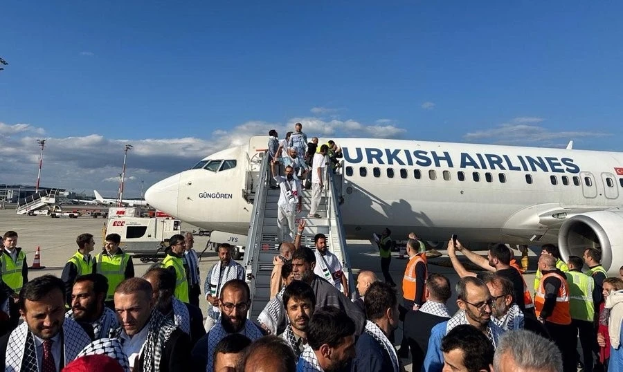 Bakan Yerlikaya: &quot;36’sı Türk 137 aktivisti güven içinde İstanbul’a ulaştırdı&quot;
