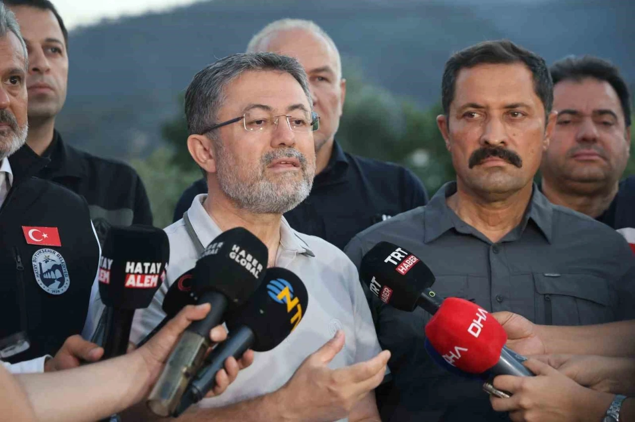 Bakan Yumaklı, orman yangınlarıyla ilgili son durumu açıkladı

