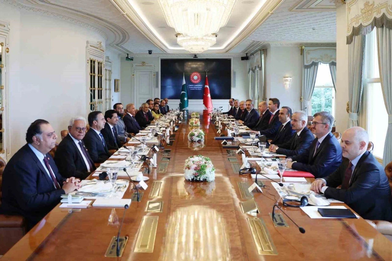 Bakanı Kacır: "T&uuml;rkiye-Pakistan İş ve Yatırım Forumu&rsquo;nda, iki &uuml;lkenin iş d&uuml;nyası temsilcileriyle buluştuk"
