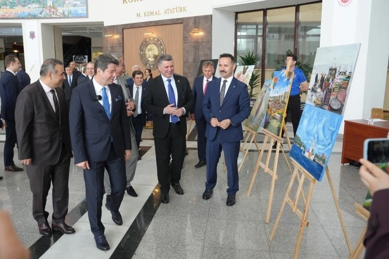 Bakırköy Adliyesi’nde tutuklu ve hükümlülerin el ürünleri sergisi açıldı
